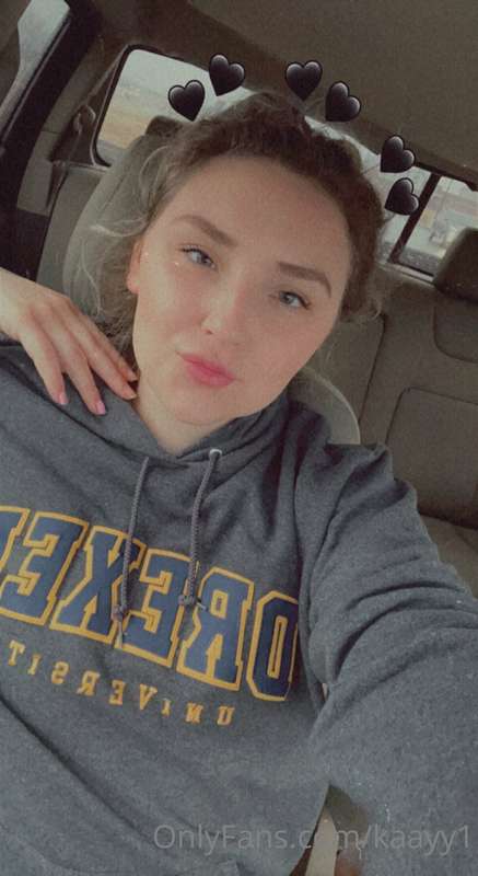 good morning hunny’s!(: wish me luck today as I start a NEW .. 1