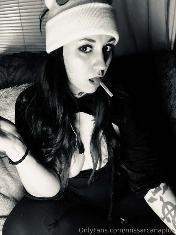 Do my titties still look good in black & white? 6