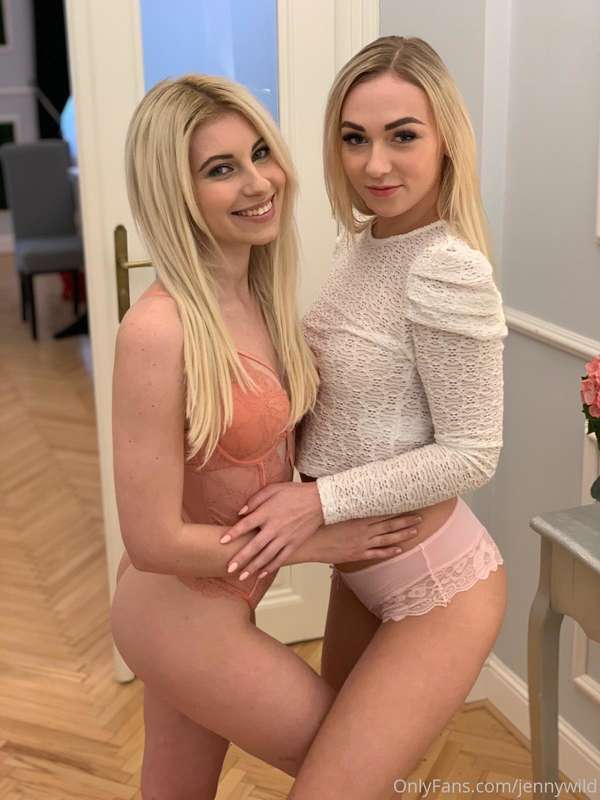 Was shooting with this beautiful new 18 years old girl😈😻😻 4