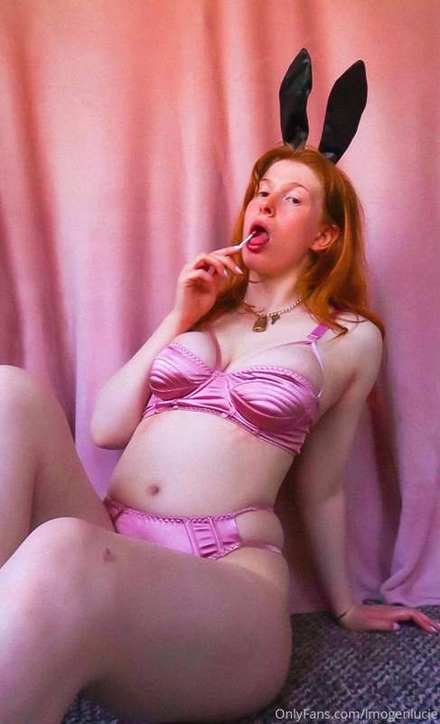 I like things in my mouth 😉🍭 2