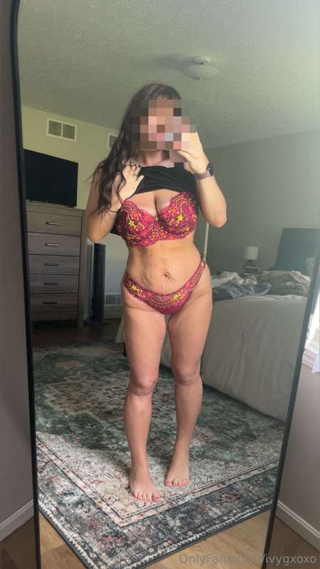 The outfit and what’s underneath 😜 My date highly enjoyed ge.. 2