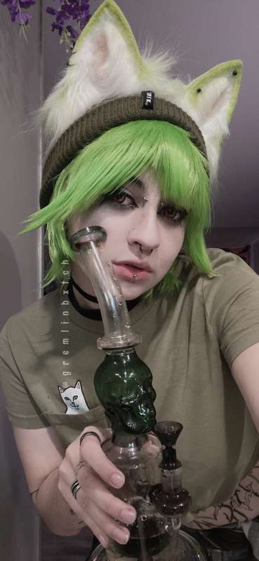 Boozygremlinx - Fansly - 20 Apr, 2022 2