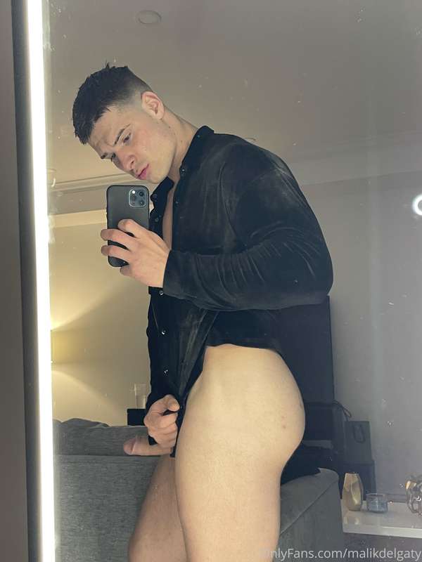 Happy HumpDay guys! 
Hope these few photos will help you get.. 1