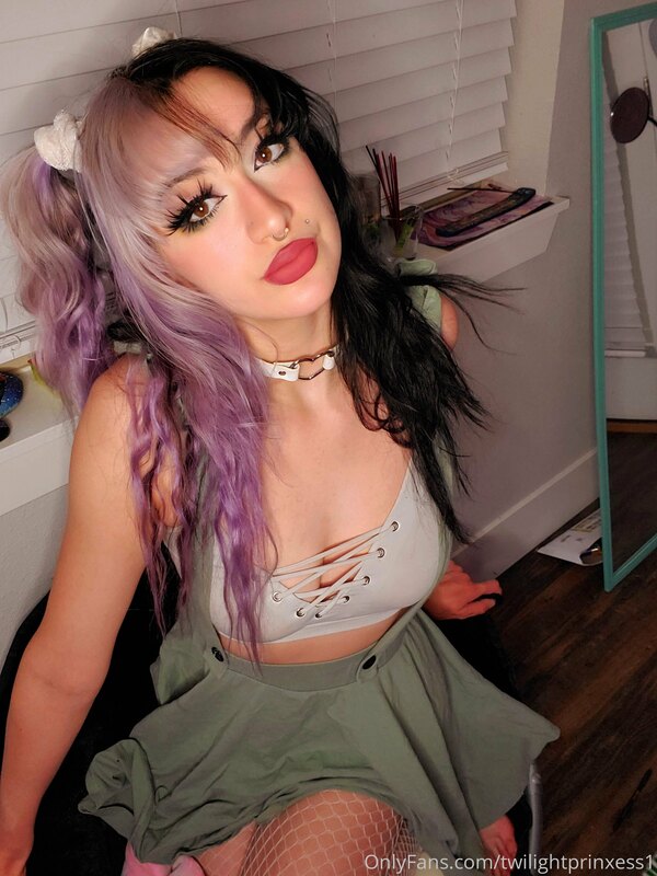 Full set will be on my paid page? 1