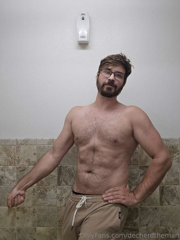 You all get extra poses to enjoy 😘 3