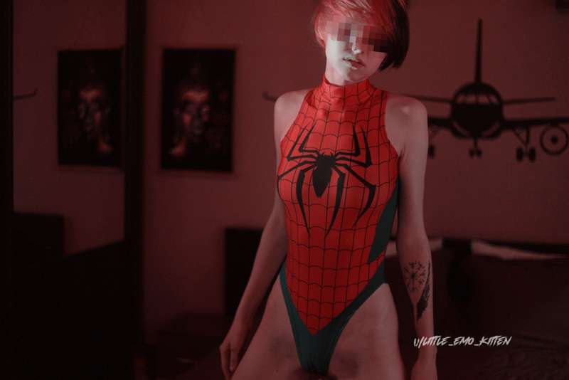 Little_Emo_Kitten - Fansly - 25 Aug, 2021 2