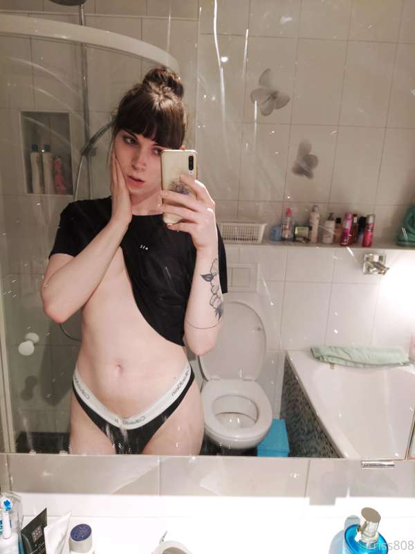 Hii everyone :3

I got some pics for you all that I took on .. 29