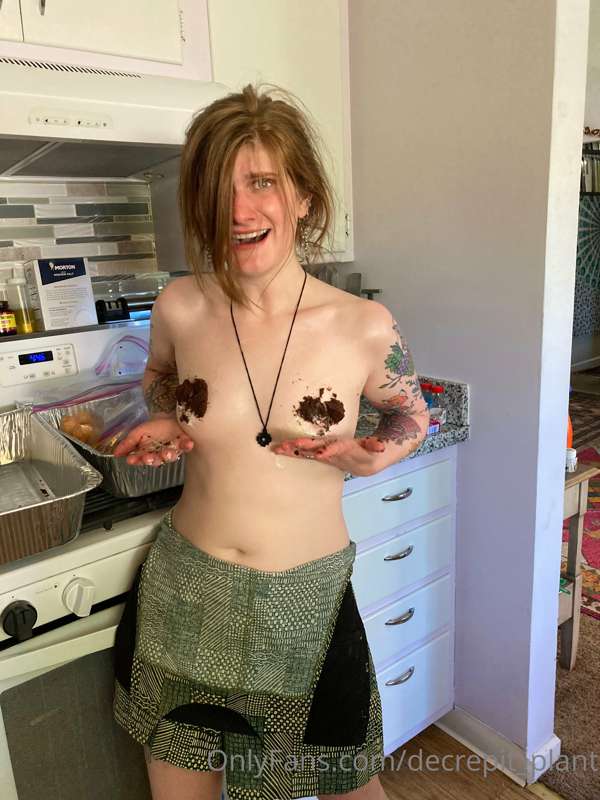 Would you eat my cupcakes? Here’s a little taste of my cupca.. 9