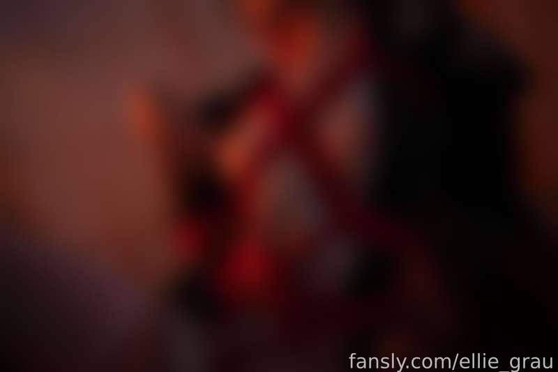 Ellie_Grau - Fansly - 01 Mar, 2025 3