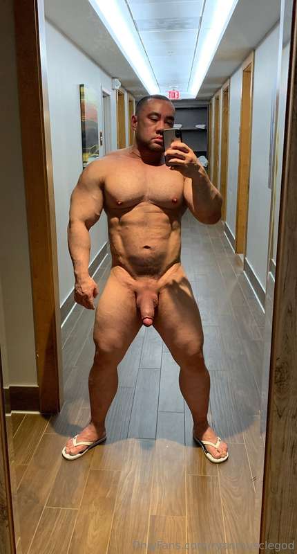 Ryanmusclegod - Onlyfans - 11 Oct, 2024