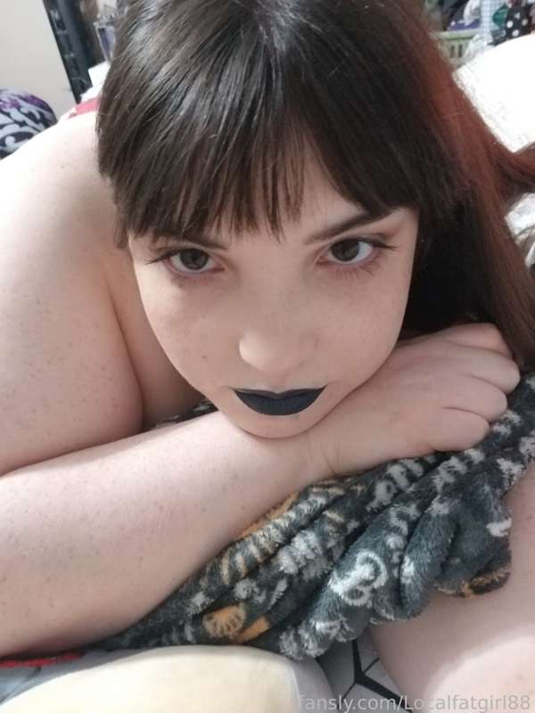Localfatgirl88 - Fansly - 30 Dec, 2021