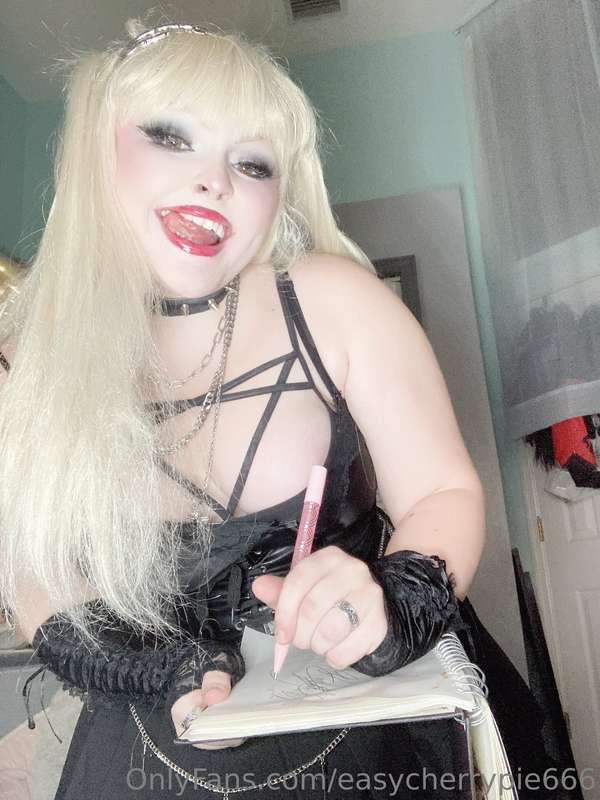 Misa cosplay 🫣 16