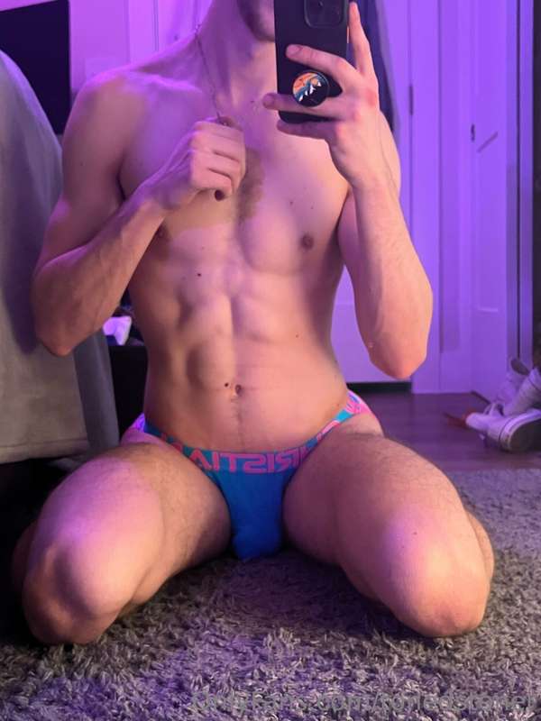 More Twitter outtakes💜💙💖 2