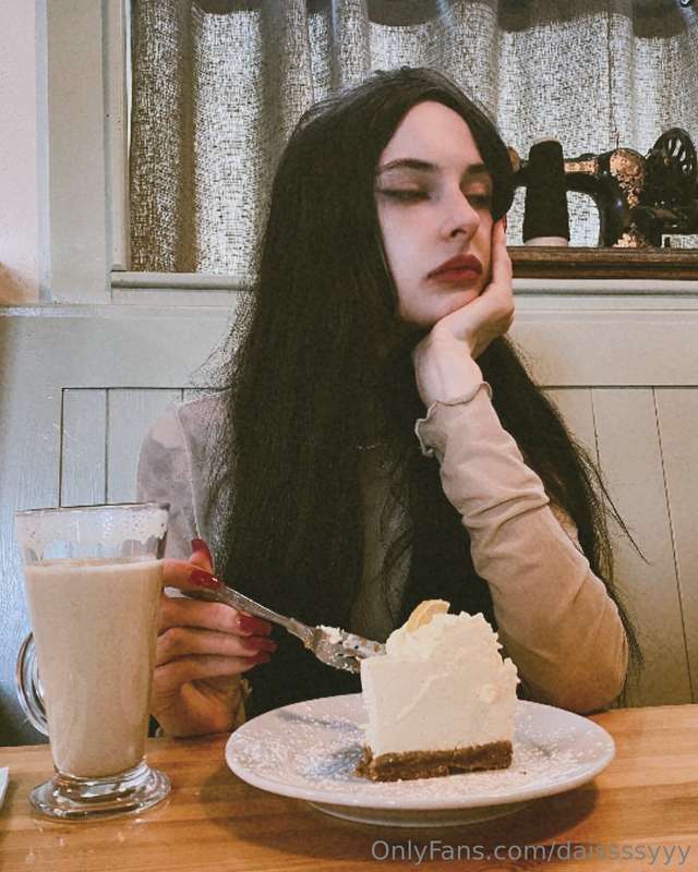 I’m not perfect, but that’s what makes me unique. 💫 I can la..