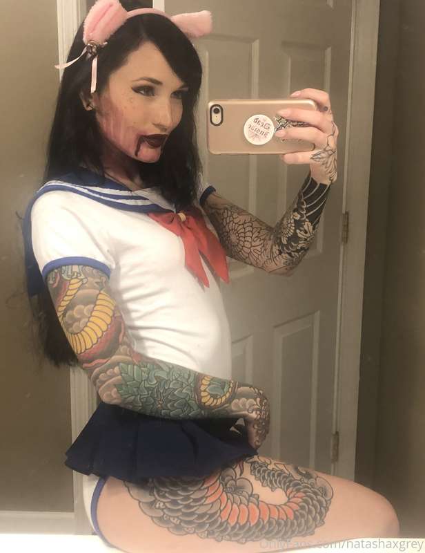 who likes butt plug pics? which is your favorite ;) 9