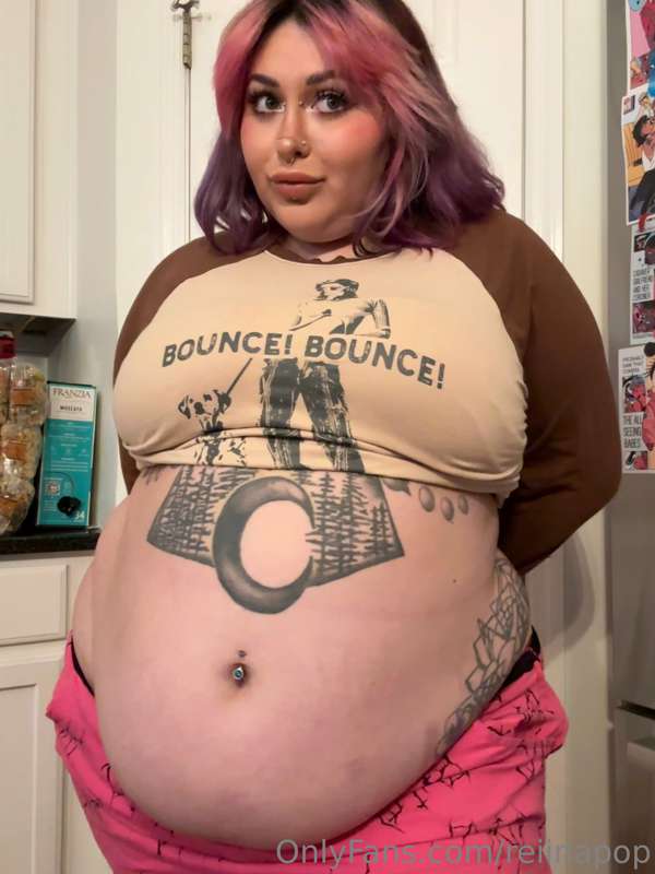 even when my belly is empty like just before eating, it stic.. 1