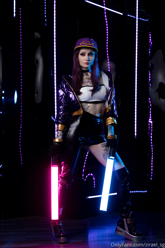 The last set of ?february?
How do u like my neon Akali versi.. 17