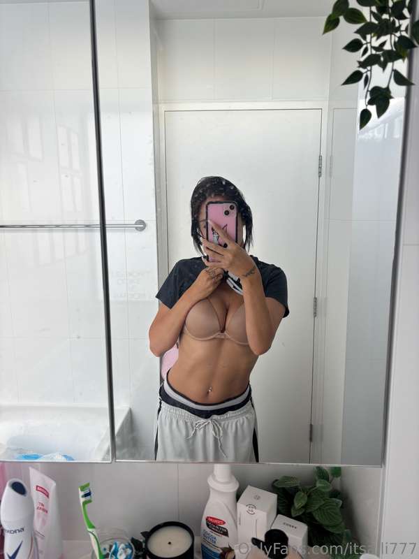 👀🍒