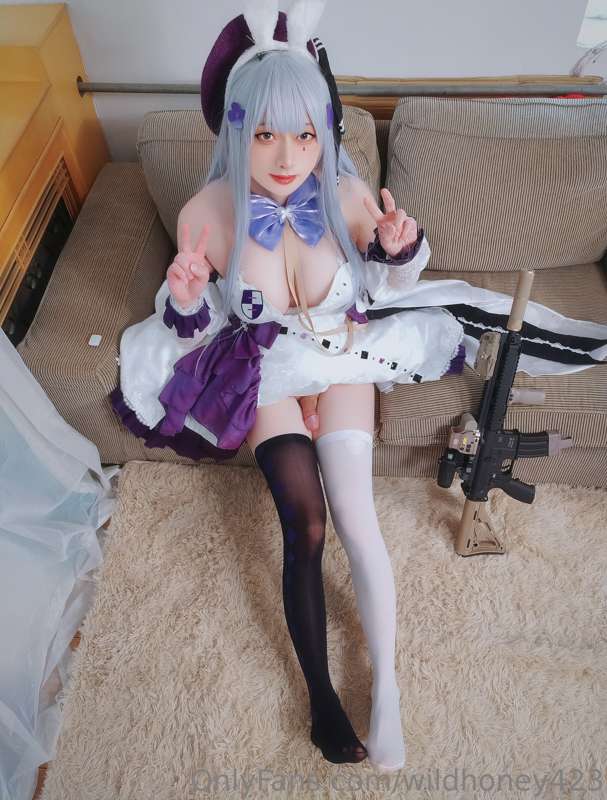 Set of Mar is available on my Patreon page, get the full con.. 6