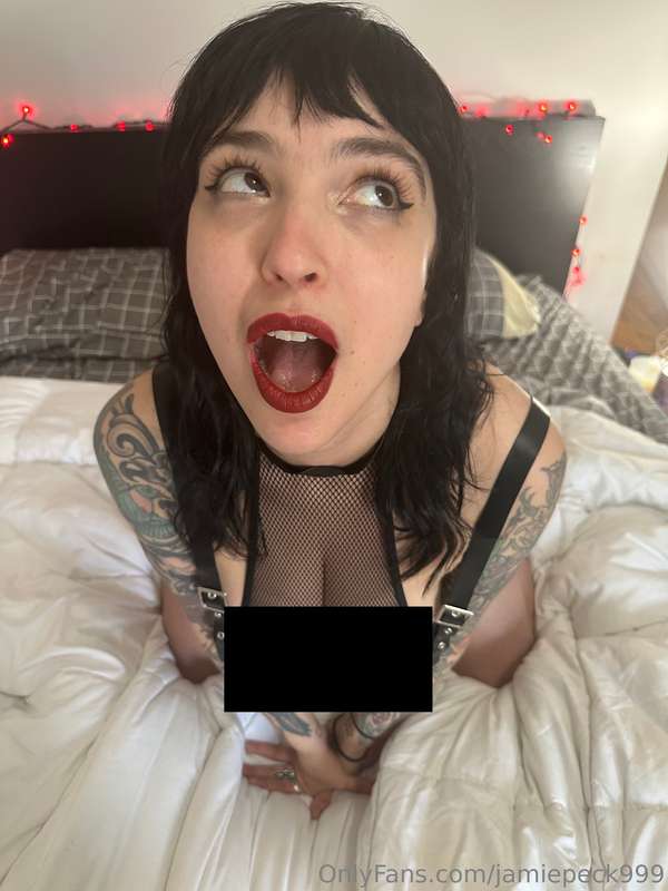 This set goes from silly to sexual to sweet and back again.... 1