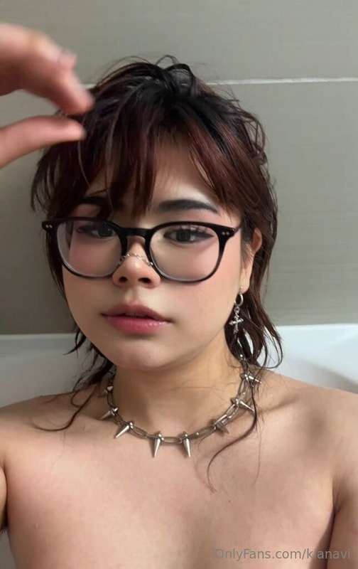 Photodump of me in the bath 🛁 I wish someone was here to suc.. 9