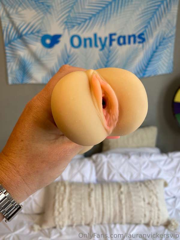 FUCK ME! 😳But for real! 😈Fuck my PUSSY CLONE SLEEVE! 💦 ONLY ..