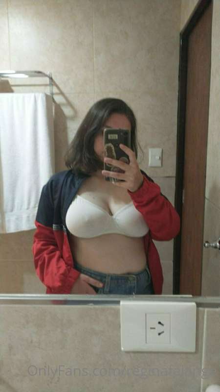 🎮 @evarogue 🎮  🥵 I'm a horny gamer girl looking to make you ..