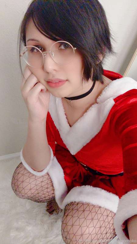 full set upload from last year, please enjoy while i hurry a.. 15