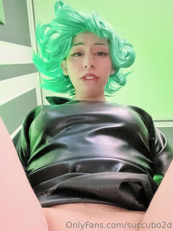 Confirmado que tatsumaki no lleva nada abajo 😳😳❤️❤️ 11