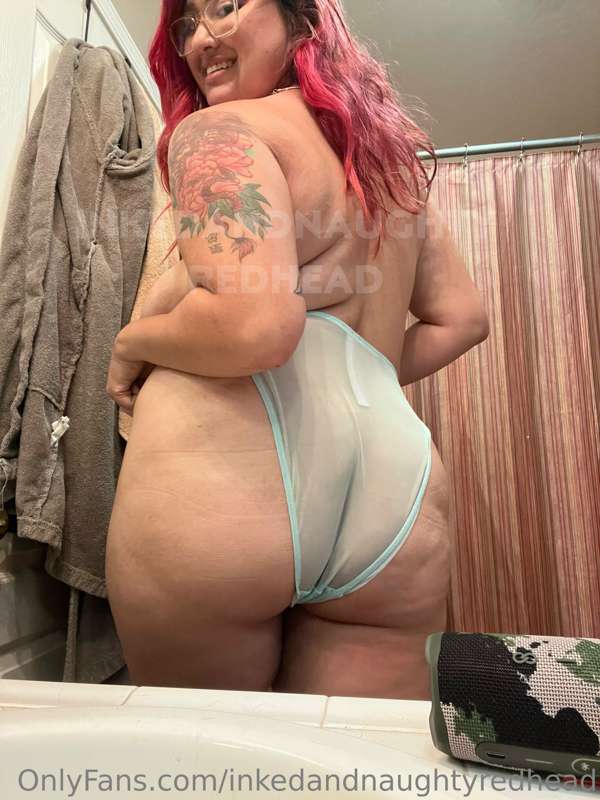 Would you like a piece of 🎂?🥰💗