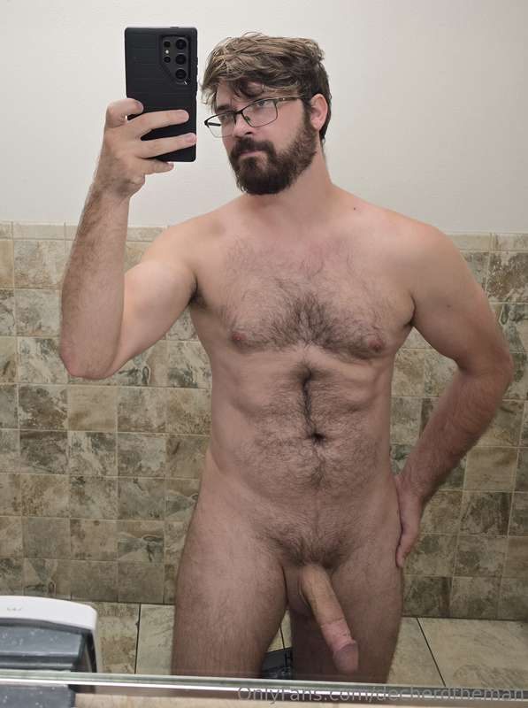 Its so hard to keep a camera stready while flexing 🤣