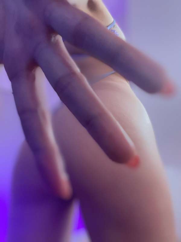 Thinking about how fun it would be to have a virtual orgy wi.. 1