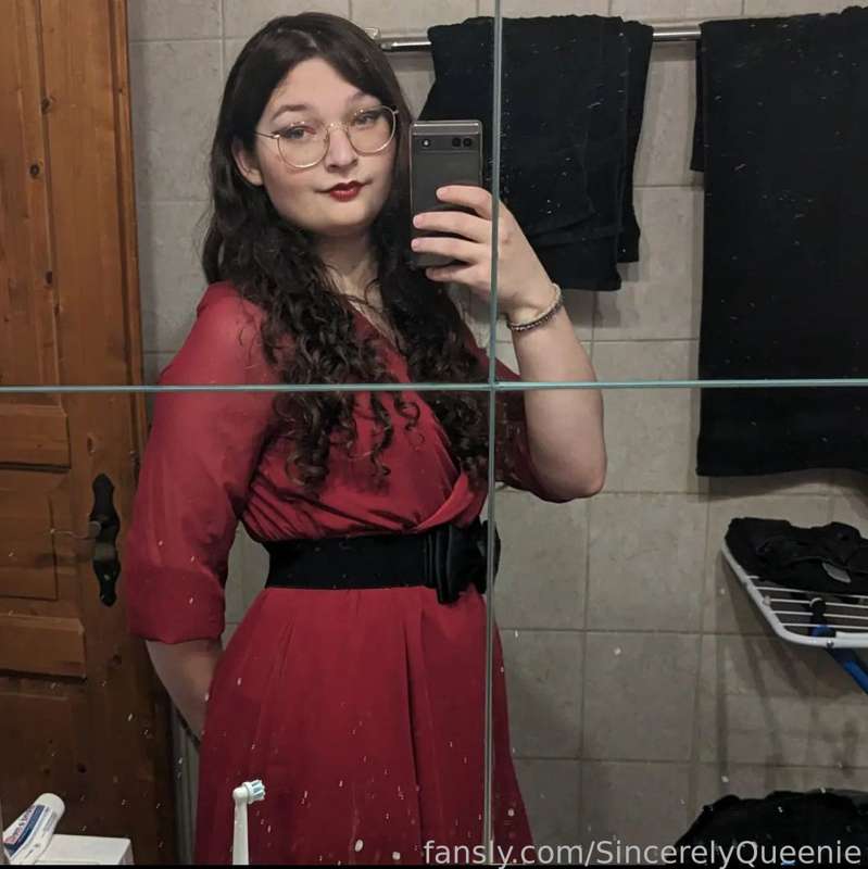 Sincerelyqueenie - Fansly - 06 Sep, 2023 2