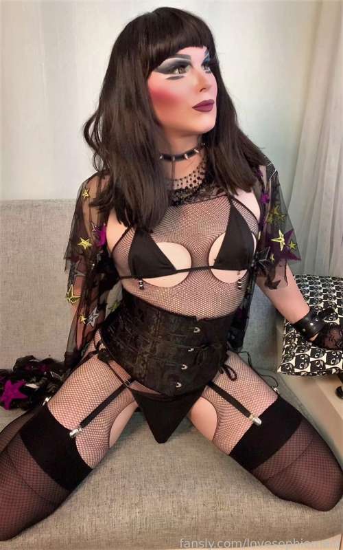 Lovesophiemaid - Fansly - 11 Sep, 2023
