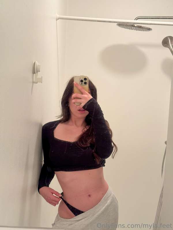 Making new content for you guys today 💁🏻‍♀️ 9