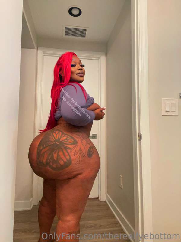 Therealfyebottom - Onlyfans - 01 Jan, 2023