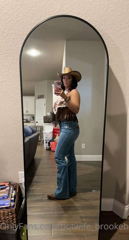 So much fun tonight!! What are some of y’all hobbies outside..