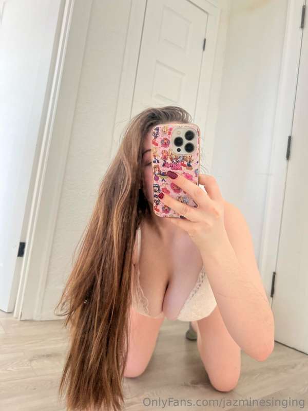 about to take this top off for u.. 🙈