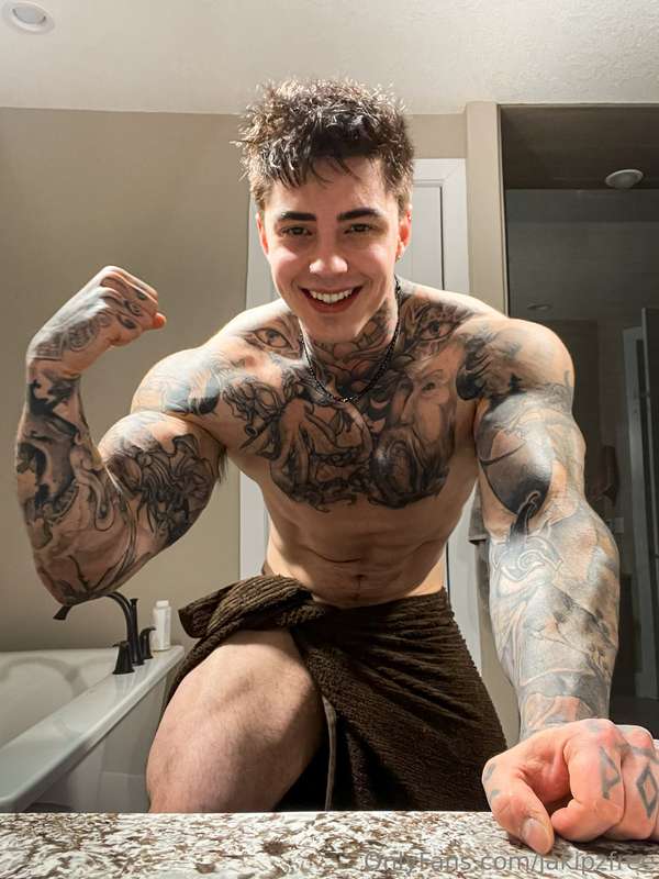 Sooo, I did a thing 😅…My VIP content 🔞👉 @Jakipz Onlyfans.com..