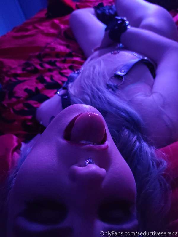 A small thank you to my new fans!♡ More content will be comi.. 1