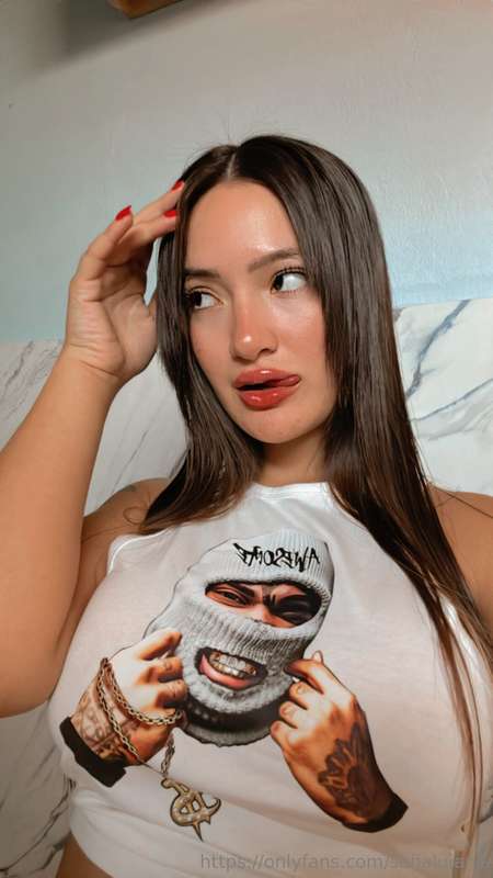 👅🫦