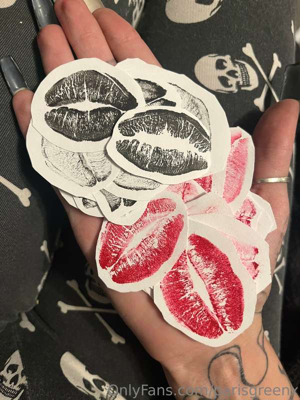 gimme a kiss