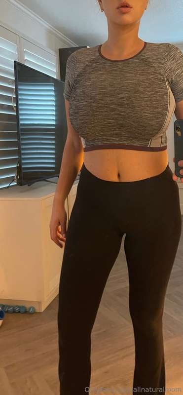 Post workout pics from this morning 😋💪 5