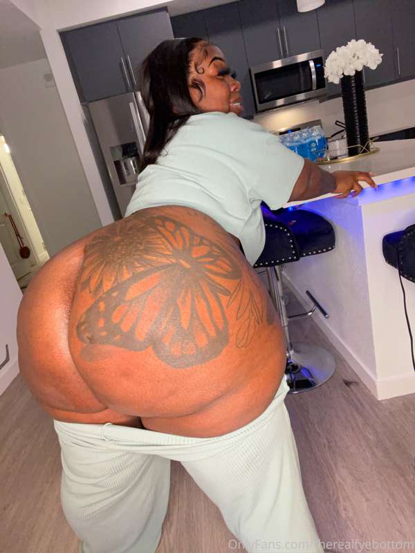 Therealfyebottom - Onlyfans - 09 Jul, 2021