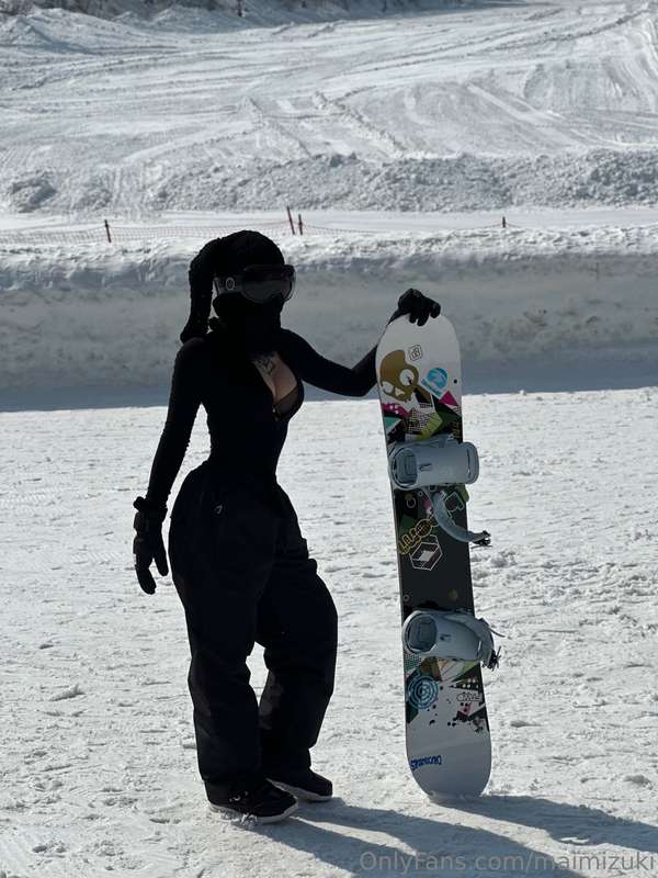 Time to snowboarding 😎