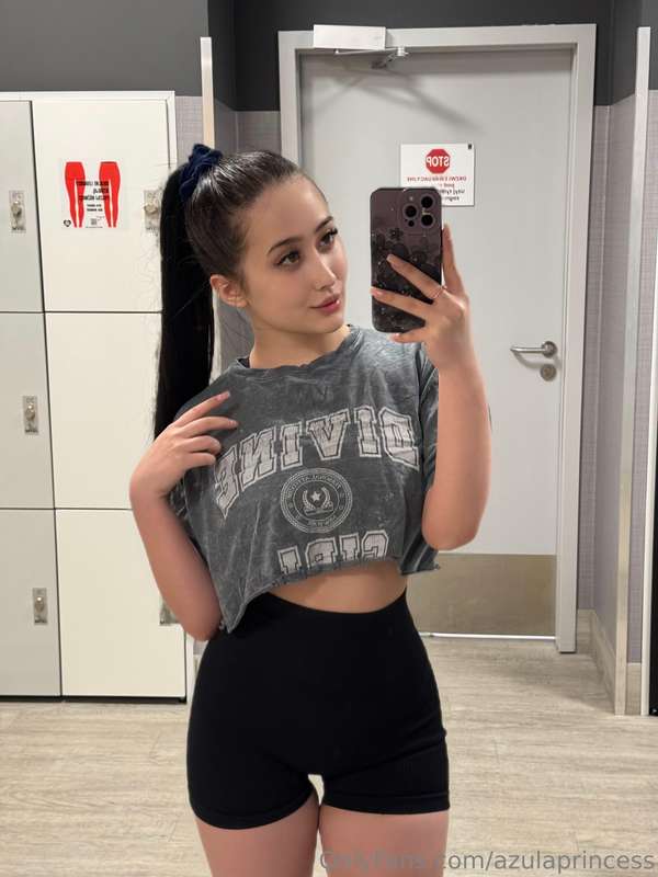What sport do you think I'd look sexier in? 💦