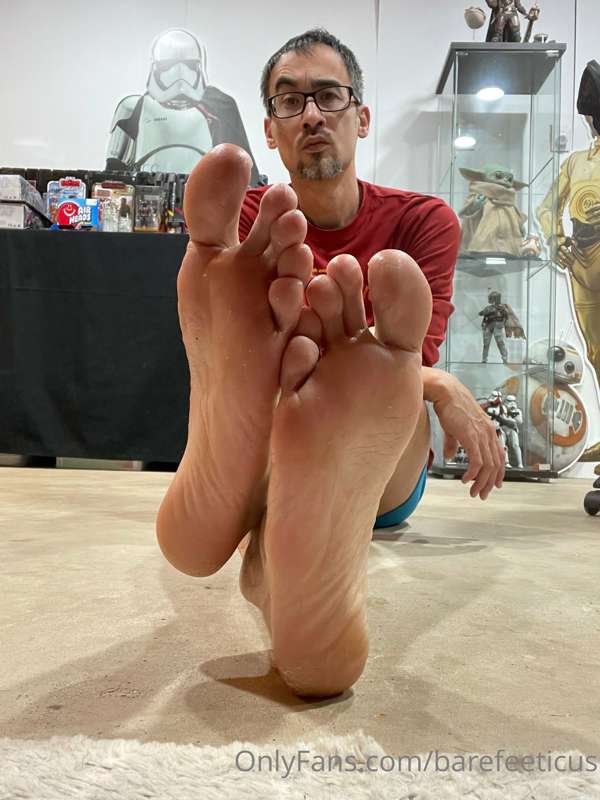 Barefeeticus - Onlyfans - 11 Jan, 2022