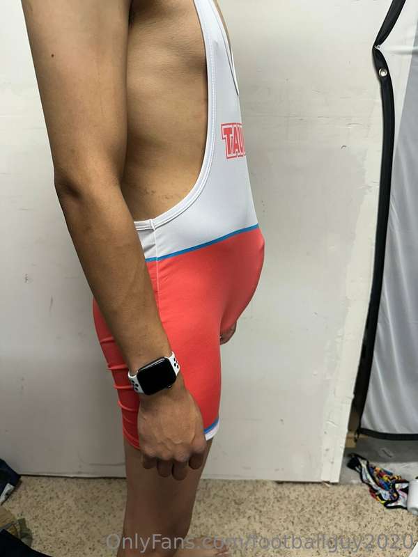 A NEW private - showing off a singlet!! 2