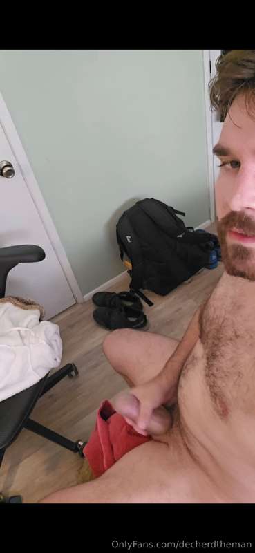 Erupting cumshot while lying on my back! I recently had to b..