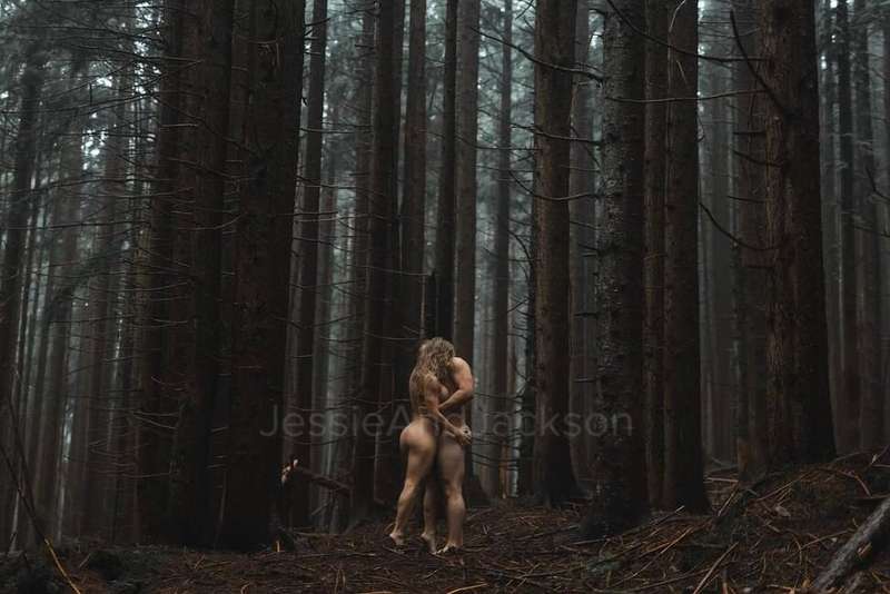 **Naked in nature** ❤️ Wanted to share this uncensored pictu..